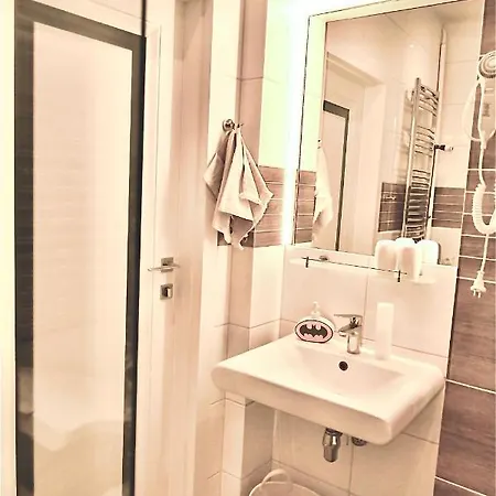 Apartment Kondor Shekspir *